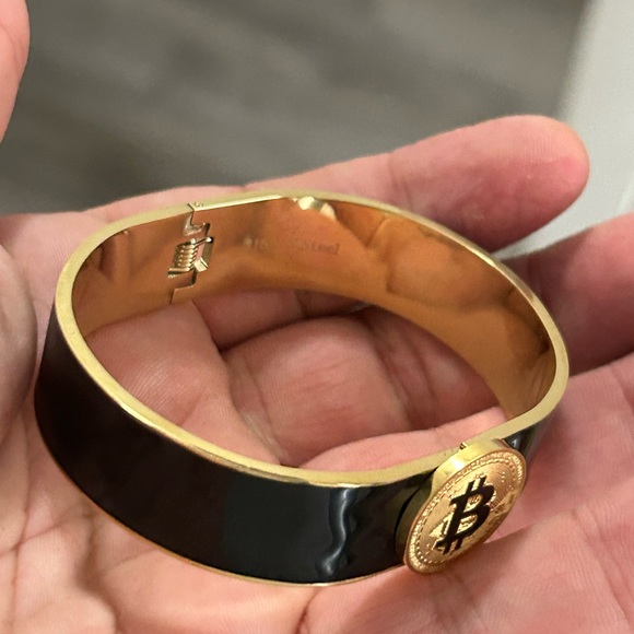 Rare limited Bitcoin Bracelet never worn - Picture 4 of 8
